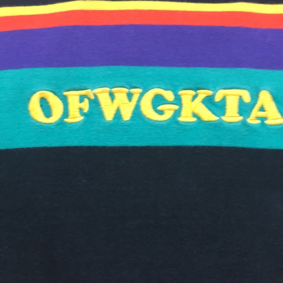 Used a little good long sleeve shirt it is a odd future - Picture 3 of 3